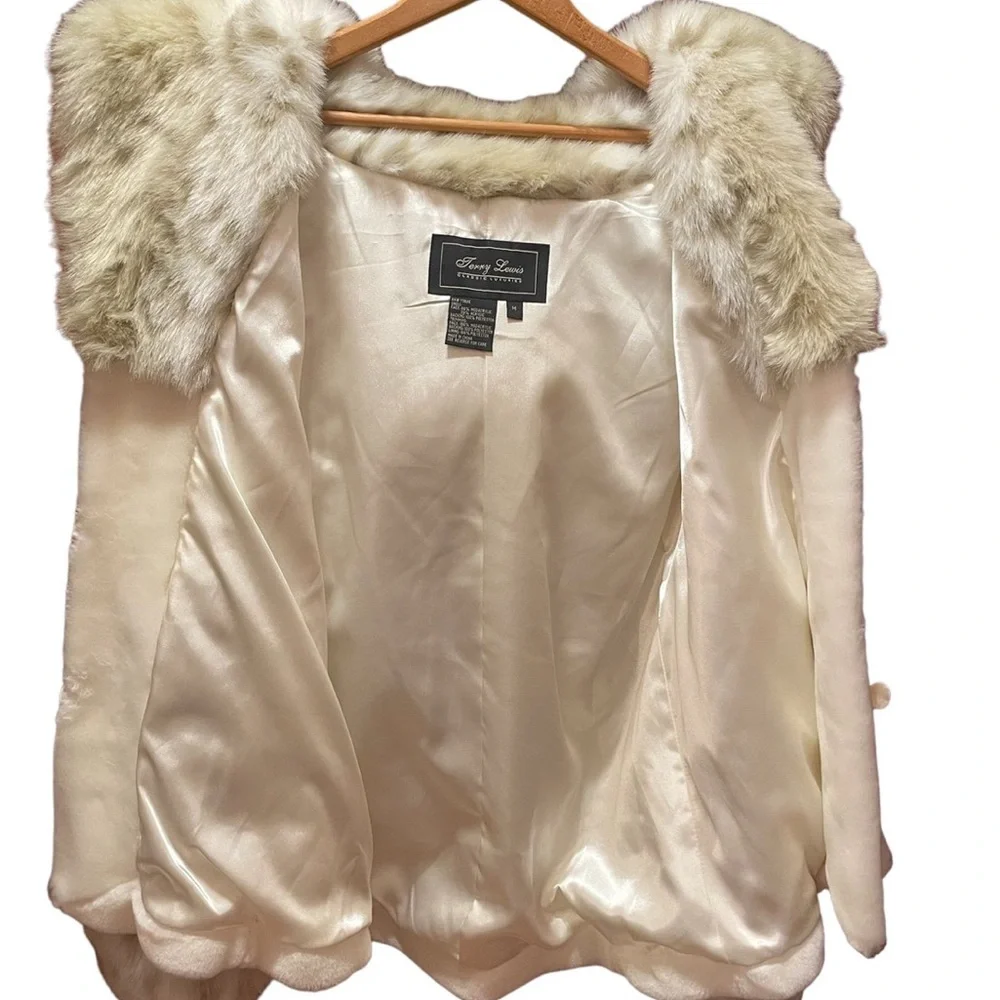 Terry Lewis Luxury Designs‎ Faux Fur Coat